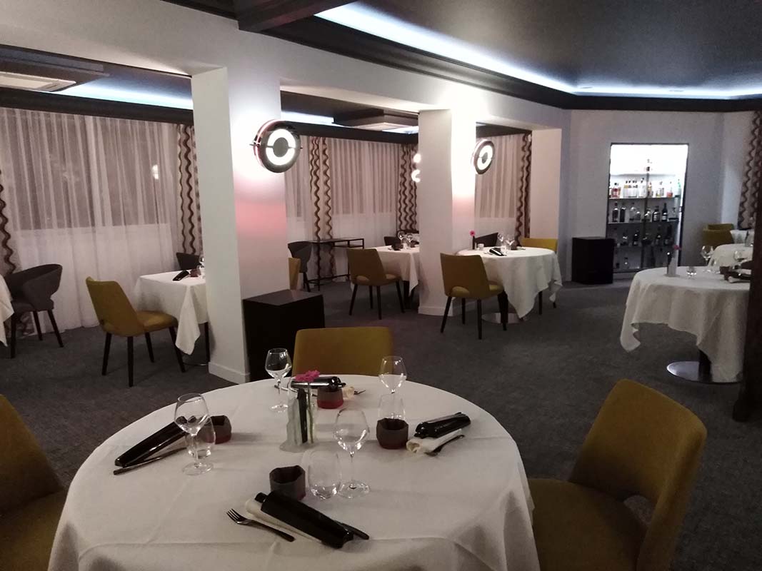 Auberge Des Saint Peres Aulnay Sous Bois L'AUBERGE DES SAINTS PERES / Aulnay-sous-Bois (93) - OZ design | OZ design